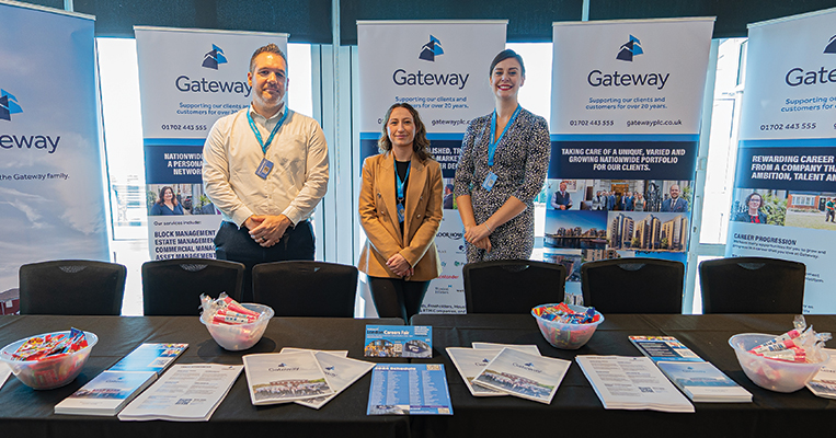 Gateway employees at careers fair